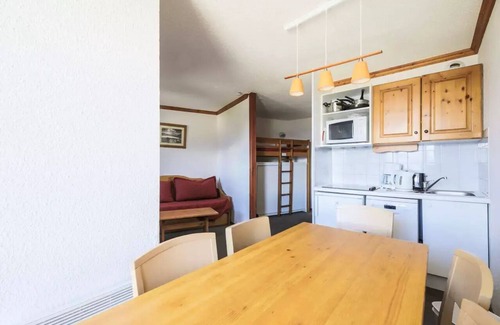 Eclose-Ouest Apartment | Residence Les Horizons d'Huez - maeva Home - 2-Room Apartment 5 People - Comfort