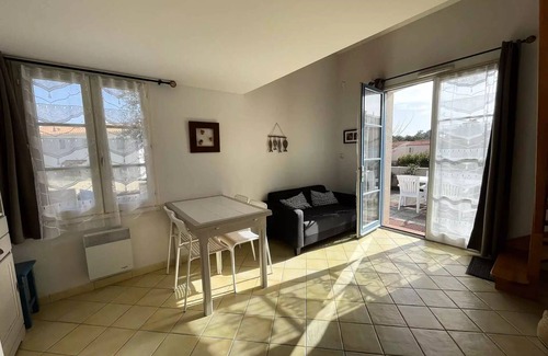 Saint-Hilaire-de-Riez Villa | Residence Mas De St Hilaire - Houses & Villas for 7 People