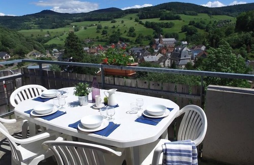 Orbey Apartment | Résidence Orbey Alsace, apartment for 5 people with balcony-ex TUI