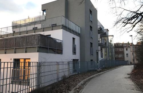 Prague 5 Apartment | Residence Park Klamovka
