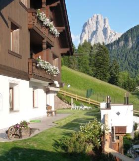 Ortisei Apartment | Residence Prapoz
