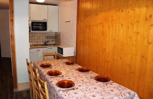 Val-Thorens Apartment | Residence Roc De Peclet - 2 Rooms for 6 People