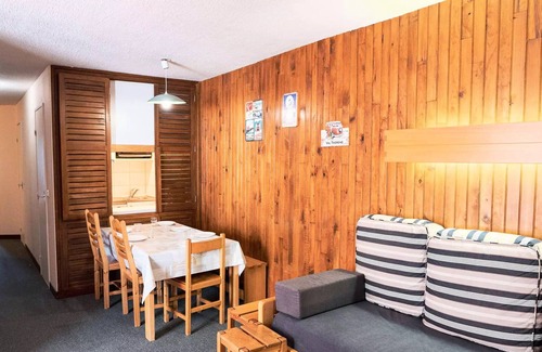 Val-Thorens Apartment | Residence Roc De Péclet 1 - Roc de Peclet I C1 - Apartment Val Thorens - 6 pers - 2 Flocons Br