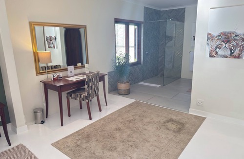 Franschhoek Bed & Breakfast | Residence Vive La Vie