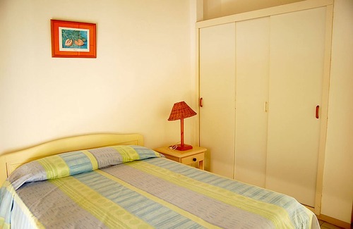 Grand Gaube Villa | Residence with 6 seafront bungalows and swimming pool - by feelluxuryholidays