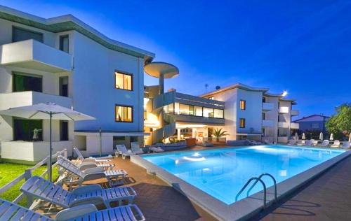 Marina di Cecina Apartment | Residence with swimming-pool in Marina di Cecina just 700 meters from the beach