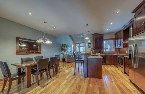 East Kootenay House | Residences 3 Bedroom Condo: Unit 28