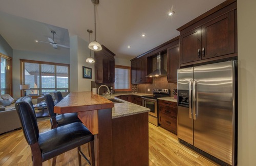 East Kootenay House | Residences 3 Bedroom Condo: Unit 28