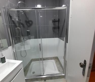 Paranhos House | Residencial Sol da Nave