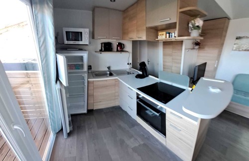 Montmaurin House | Residential mobile home 6 persons Pyrenees view