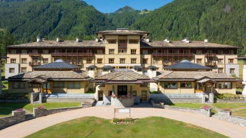 Gressoney-Saint-Jean Apartment | Residenza Del Sole