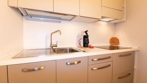 Bosa Historic Centre Apartment | Residenza Deriu - Bosa by Sardinianworld