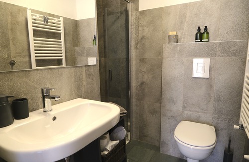 Mandello del Lario Bed & Breakfast | Residenza Laurum