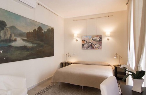 Monti House | Residenza Maritti ContemporarySuite
