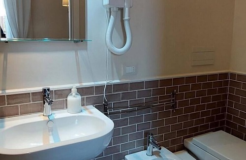 Monti House | Residenza Maritti ContemporarySuite