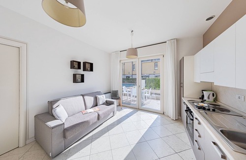 Desenzano del Garda Apartment | Residenza Miralago - 04 Augusta - Locazione BK