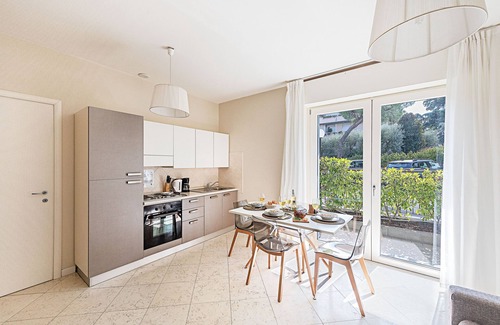 Desenzano del Garda Apartment | Residenza Miralago - 04 Augusta - Locazione BK