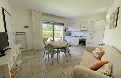Castiglioncello Apartment | Residenza Venus - Venus con giardino e doppi servizi