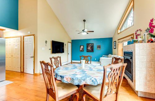 Pocono Lake House | Resort Amenities and Game Room Arrowhead Lake Home!