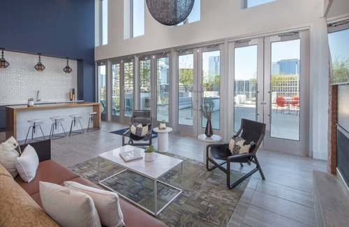 Downtown Austin Apartment | Resort Condo 2 mi near SXSW