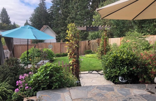 Rock Creek House | Resort, living at an affordable price, 2-bedroom house AC, hot tub and pool