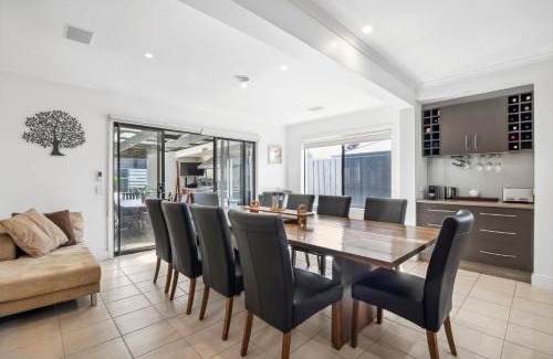 Torquay House | Resort Living on Tempest