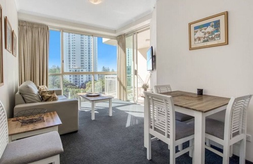 Main Beach Apartment | Resort Main Beach 1 bedroom