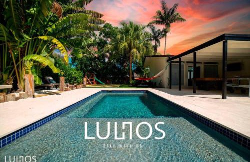 Cutler Bay House | Resort Retreat Heated Pool, BBQ & Sports Court L11