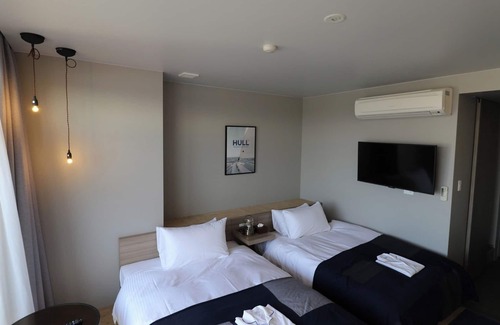Konohana Hotel | Resort room with private pool 208 Twin up to 3 /Osaka Ōsaka