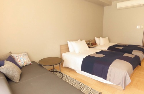 Konohana Hotel | Resort room with private pool 102 Twin up to 3 /Osaka Ōsaka