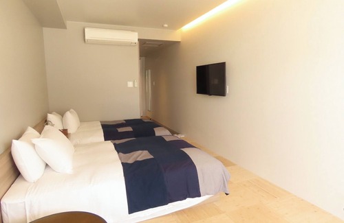 Konohana Hotel | Resort room with private pool 102 Twin up to 3 /Osaka Ōsaka