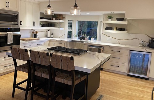 Auburn House | Resort Style Backyard - Minutes Away From Trails & Downtown Auburn!