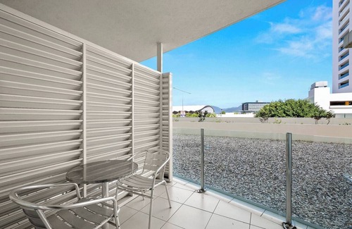 Cairns Central Business District Apartment | Resort Style Cityview Getaway in Perfect Location
