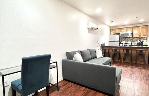 Santa Ana Condo | Resort Style Condo near Disneyland, Beaches, Los Angeles & so much more