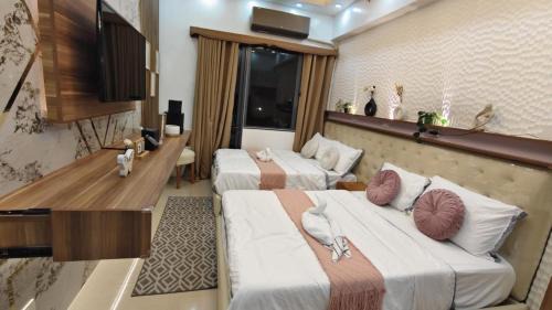 Barangay 76 Apartment | Resort Style Condo Walkable to Mall of Asia