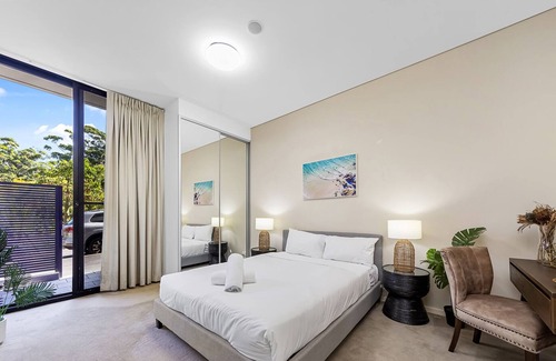 Zetland Apartment | Resort-style high ceiling Two bedroom apartment