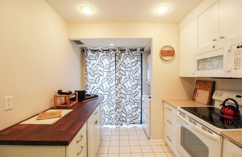 Vamo Condo | Resort Style Living - Minutes To Siesta Key