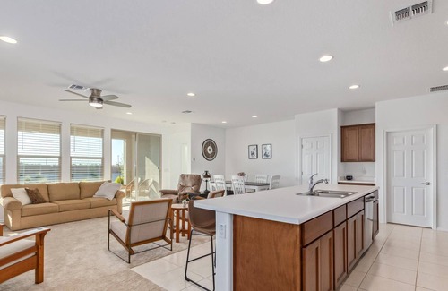 San Tan Valley House | Resort Style Living W/ Terrific Mountain Views