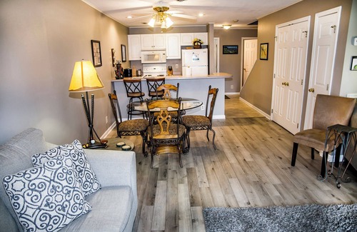 Fairfield Glade Condo | ðResort Vacations at Fairfield Glade TN 2 bedroom Condo with Gorgeous Lake Front