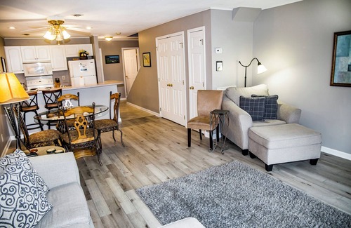 Fairfield Glade Condo | ðResort Vacations at Fairfield Glade TN 2 bedroom Condo with Gorgeous Lake Front