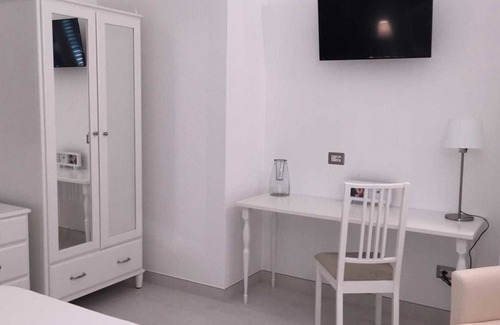 Syracuse House | Resort Villa Isola 21