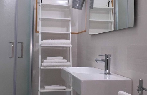 Syracuse House | Resort Villa Isola 21