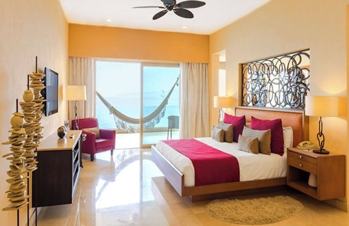 South Shore Hotel Area Resort | Resort with AC, WiFi, fitness room in welcoming Puerto Vallarta