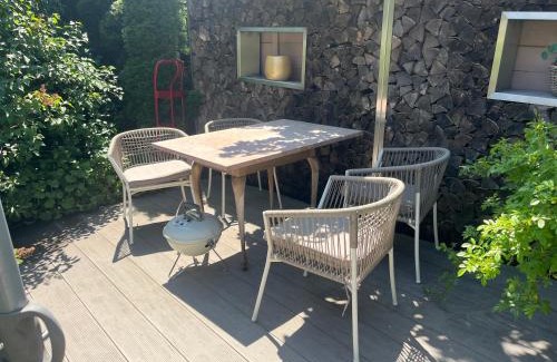 Siegsdorf Apartment | REST - Ferienwohnung "Sonnenblume" mit schönem Bergpanorama - ab Mai Chiemgaukarte NEU!