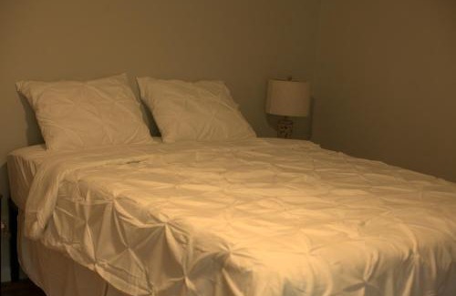 Conyers House | Rest & Relax in our cozy 5 Bedroom House