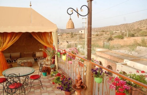 Tiout House | Restaurant Chambre D'hote Igrane