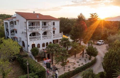Porat House | Restaurant & Rooms Nino