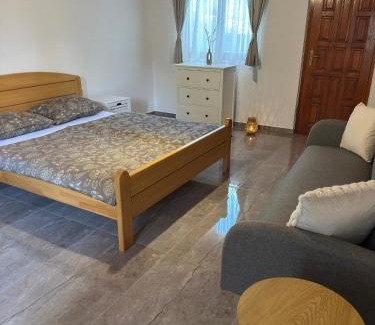 Mali Radic House | Resting House Oaza