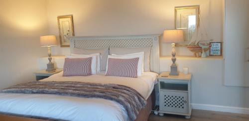 Froggy Farm Apartment | Restio Luxury Apartment