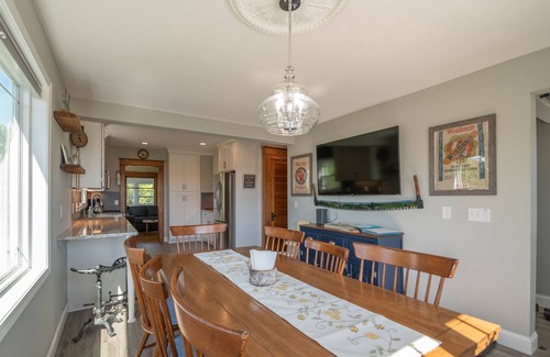 New Haven Other | Restored Farmhouse Close to WI Dells